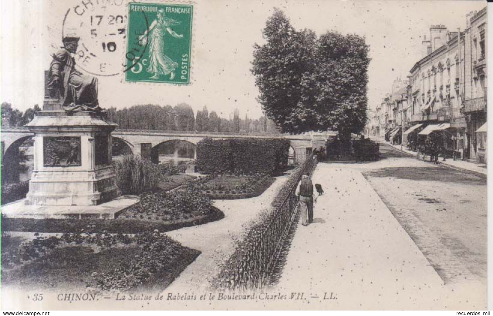 Chinon La Statue De Rabelais Et Le Boulevard Charles VII  Carte Postale Animee 1910 - Chinon