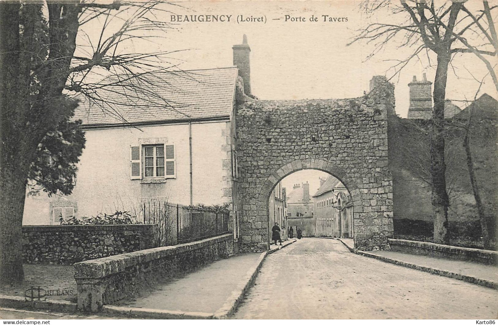 Beaugency * Rue Et Porte De Travers - Beaugency