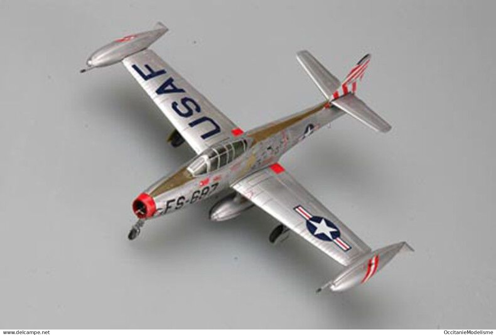 HobbyBoss - F-84E THUNDERJET USAF Maquette Avion Kit Plastique Réf. 80246 Neuf NBO 1/72 - Aviones