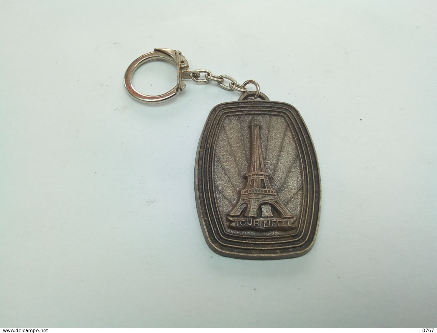 Ancien Porte Clé Clef Cles Clefs Tour Eiffel Paris Métal Relief Vintage  (bazarcollect28) - Porte-clefs