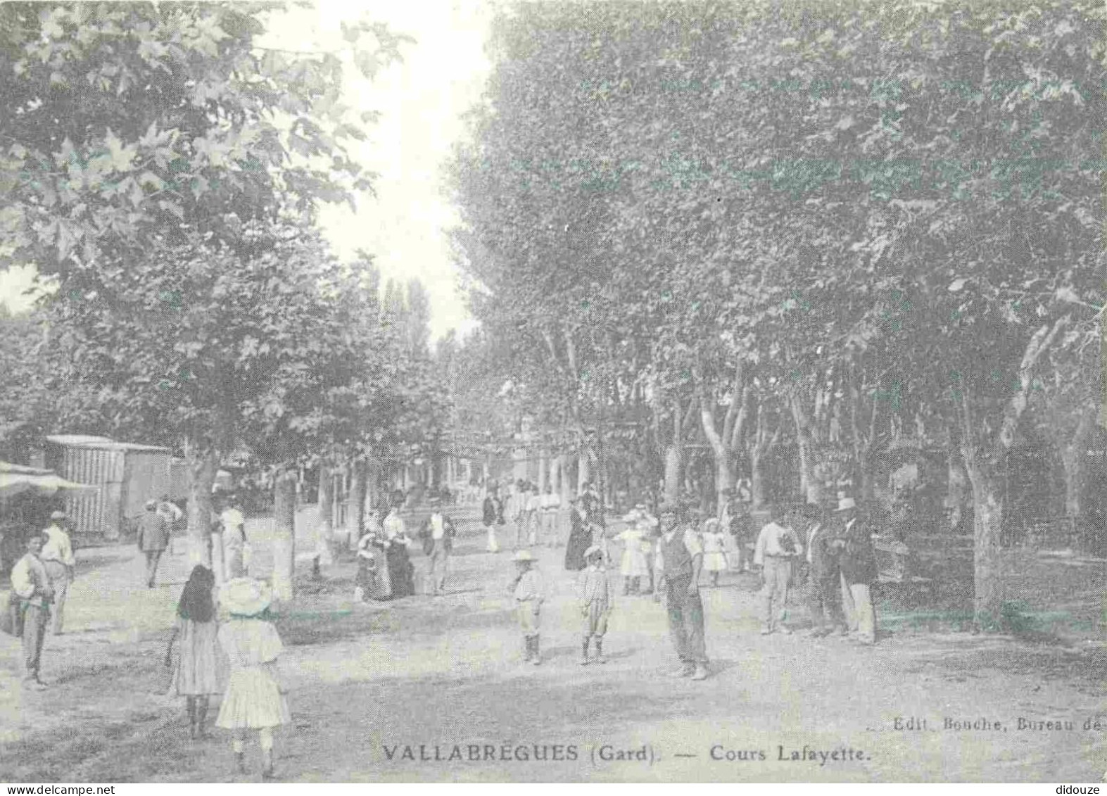 Reproduction CPA - 30 Vallabrègues - 5 - La Fête Cours Lafayette - CPM - Voir Scans Recto-Verso - Autres & Non Classés