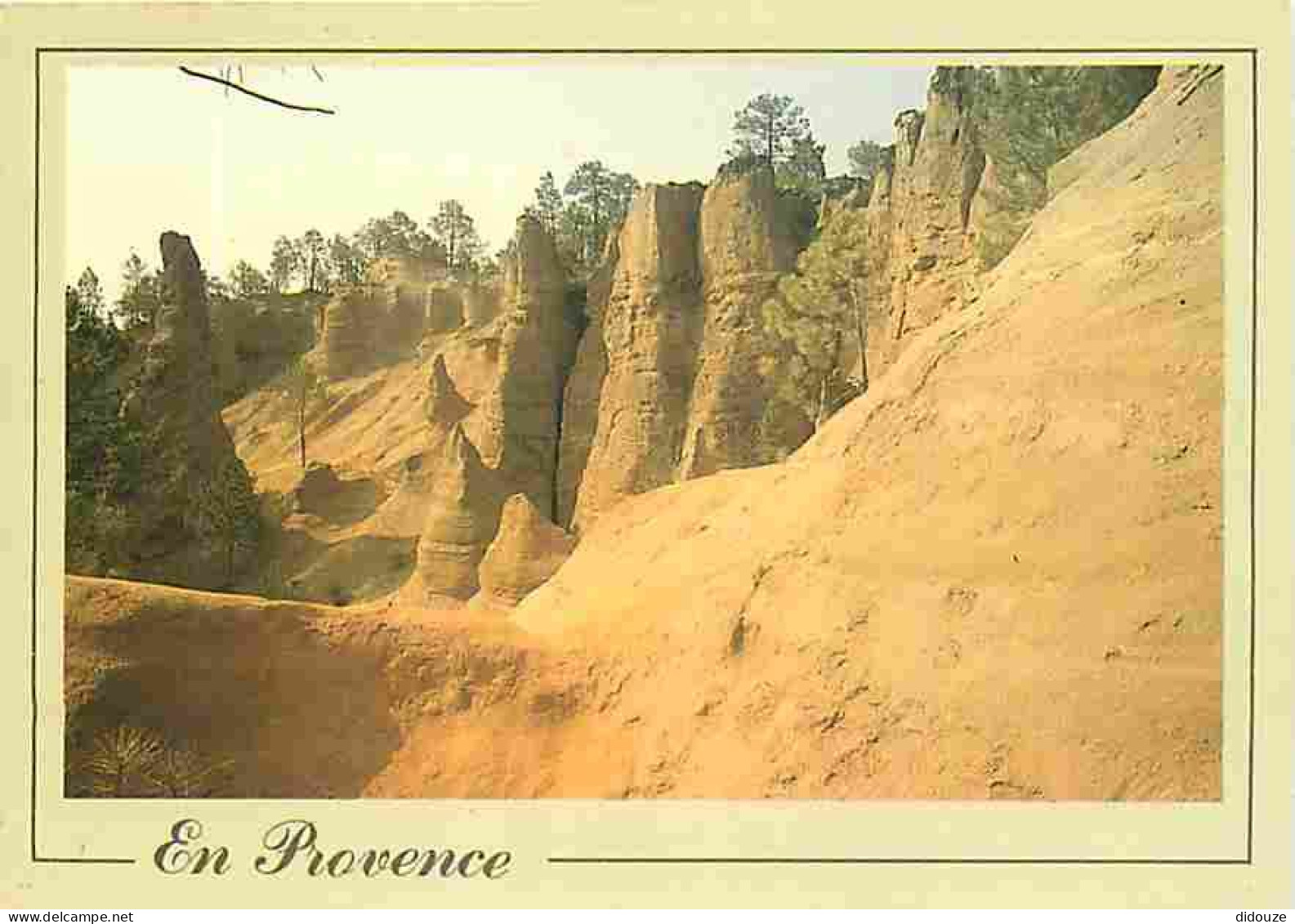 84 - Roussillon - La Chaussée Des Géants Anciennes Carrières D'ocre - Flamme Postale - CPM - Voir Scans Recto-Verso - Autres & Non Classés