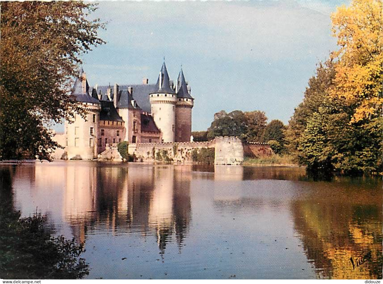 45 - Sully Sur Loire - Le Château - Carte Dentelée - CPSM Grand Format - Voir Scans Recto-Verso - Sully Sur Loire