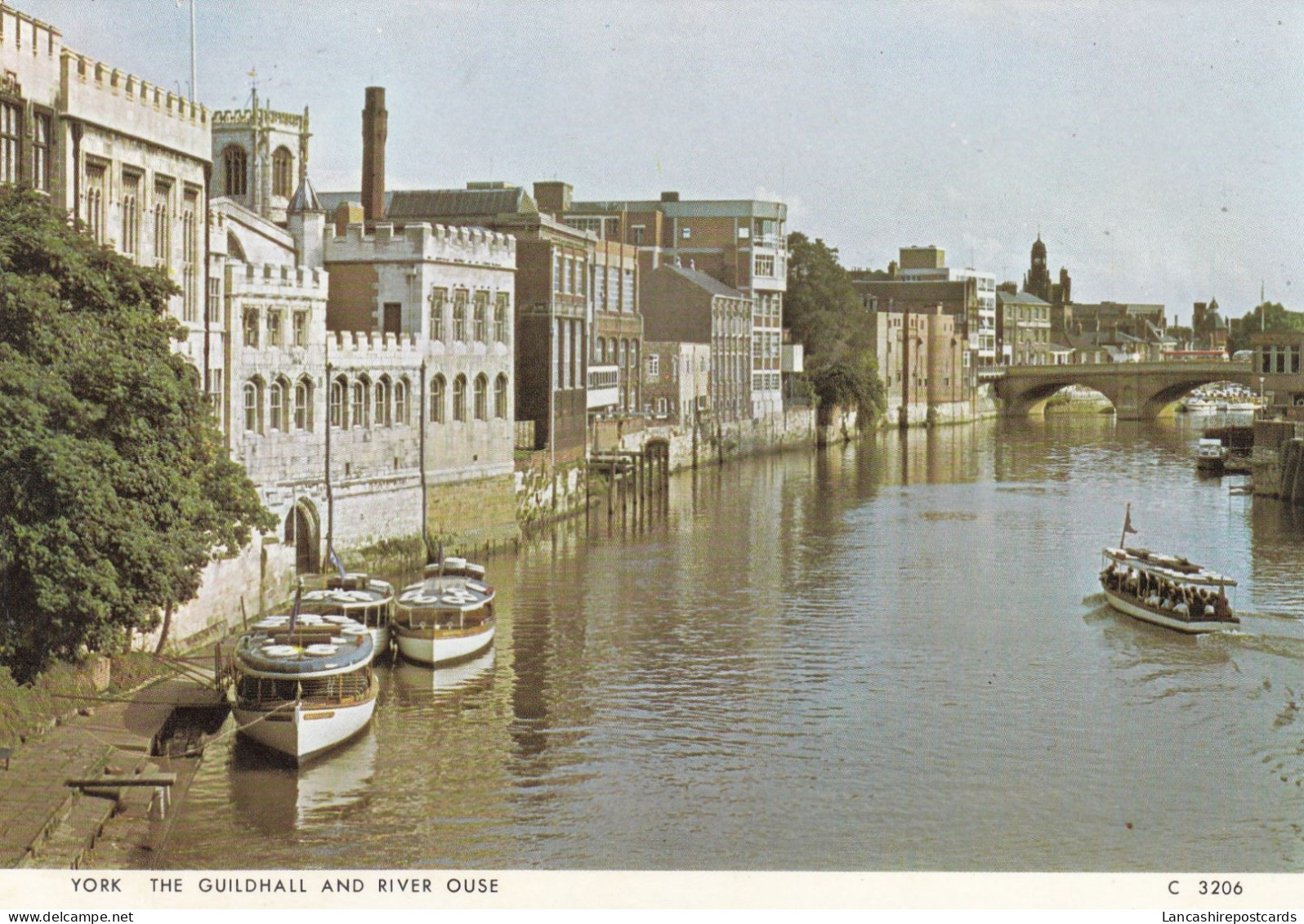 Postcard York The Guildhall And River Ouse My Ref B26421 - York