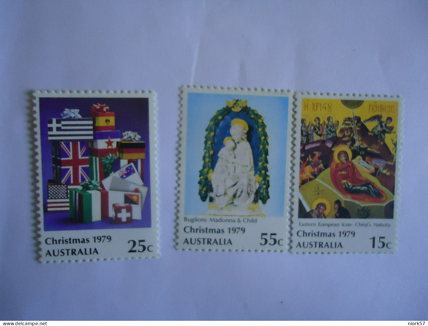 AUSTRALIA   MNH 3   STAMPS CHRISTMAS 79 - Autres & Non Classés