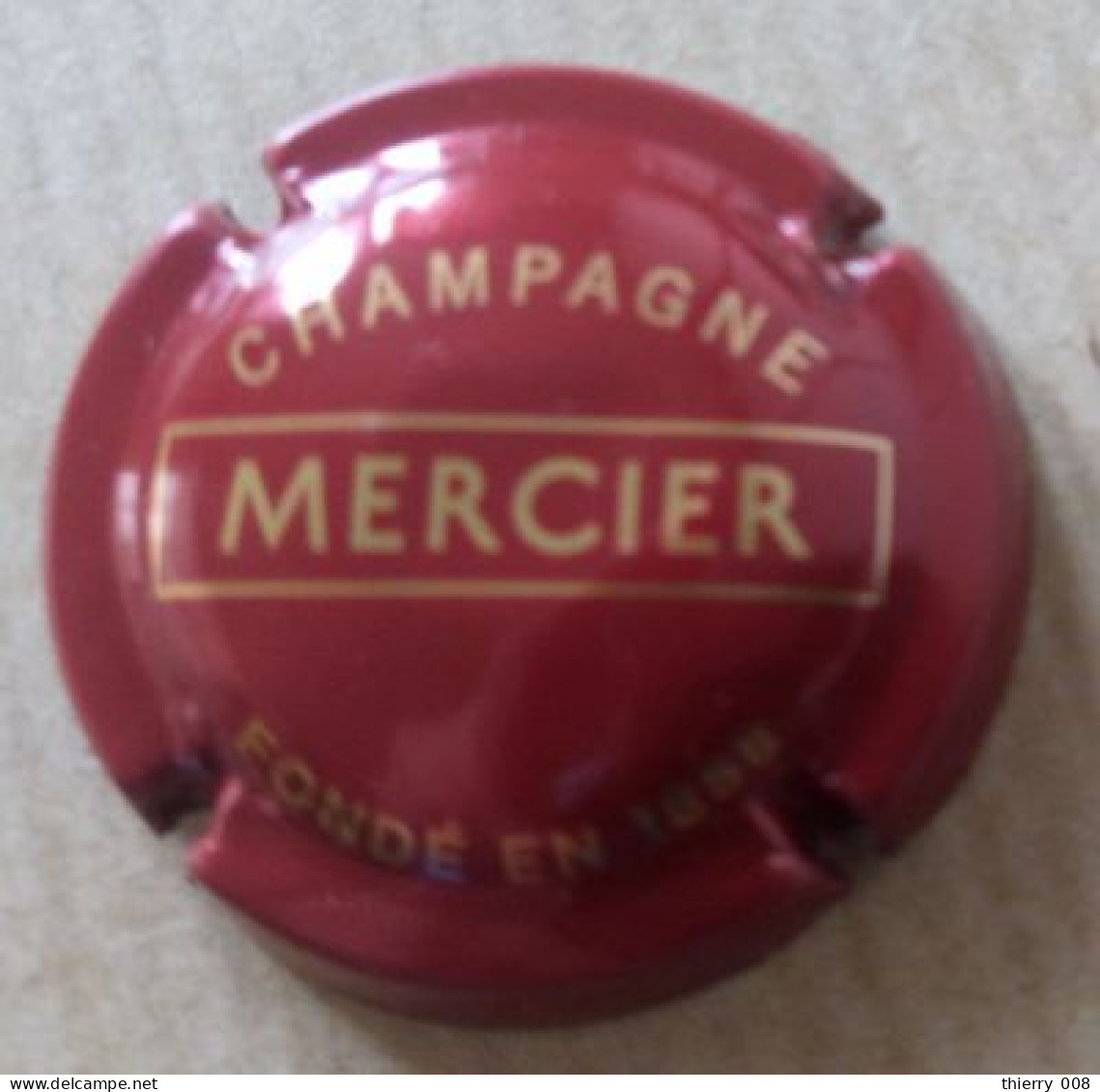Capsule Muselet Champagne  Mercier  Rouge - Mercier