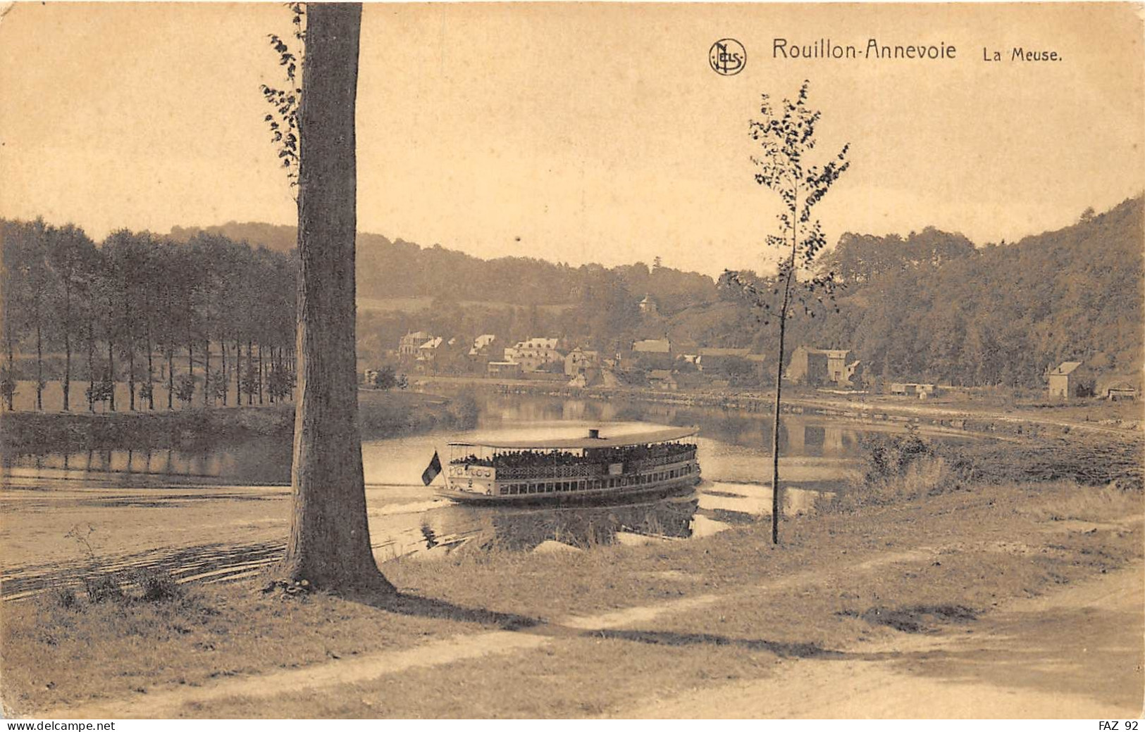 Rouillon-Annevoie - La Meuse - Anhée