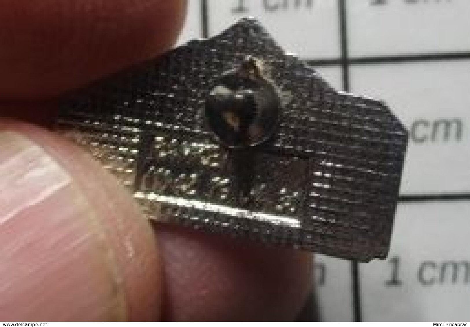 415A Pin's Pins / Beau Et Rare / MARQUES / MATIF Et Tondu - Trademarks