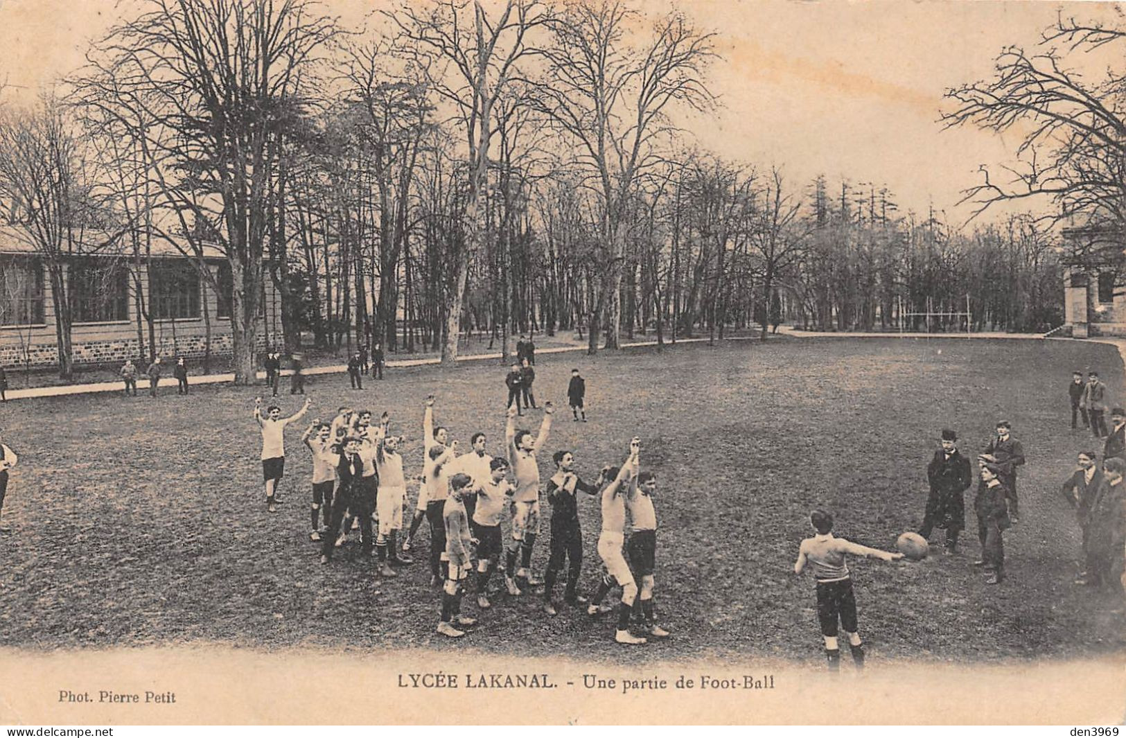 SCEAUX (Hauts-de-Seine) - Lycée Lakanal - Une Partie De Foot-Ball (en Fait Il S'agit De Rugby) - Voyagé 1927 (2 Scans) - Sceaux