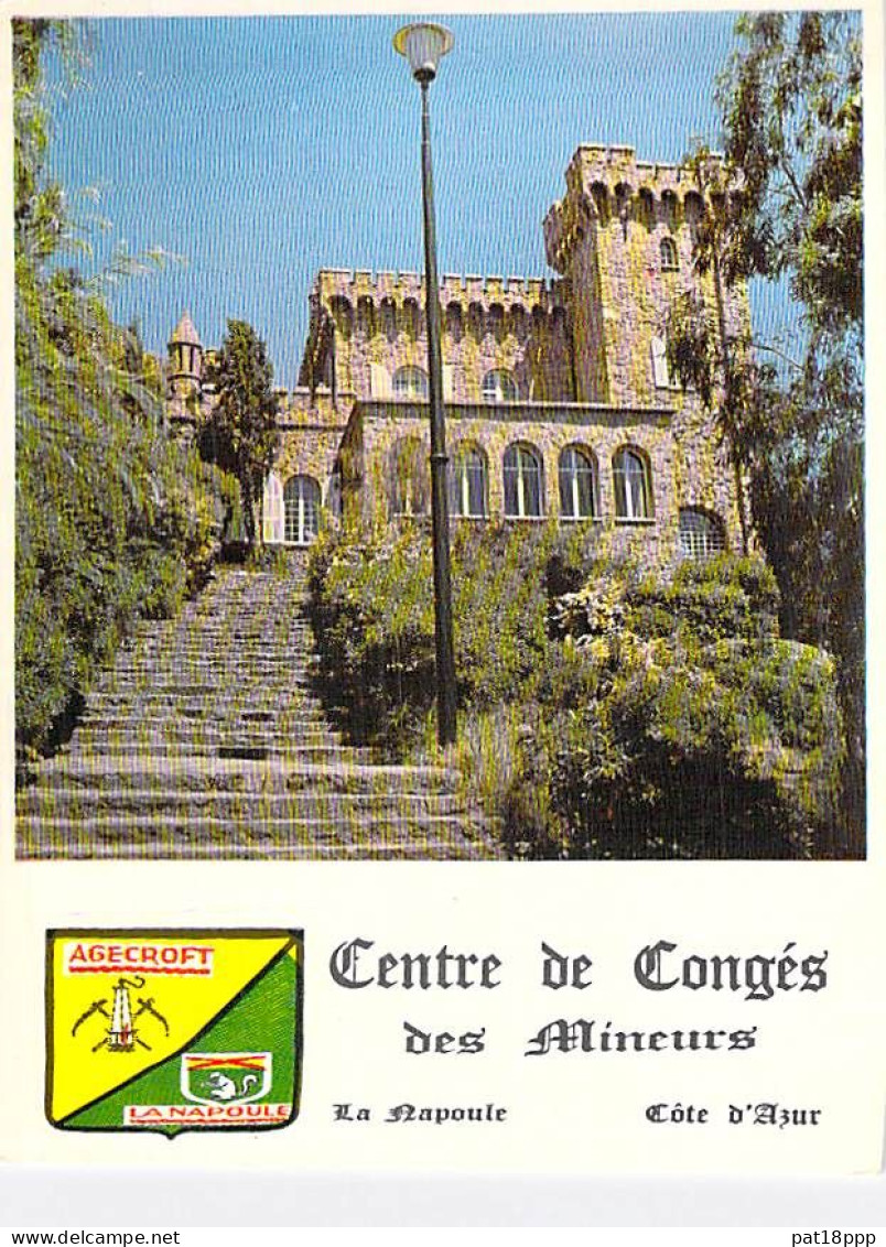 FRANCE - Lot de 50 CPSM-CPM : VILLAGES / RESIDENCES de VACANCES (dont 18 CPSM dentelées PF-GF) 0.10 € / carte