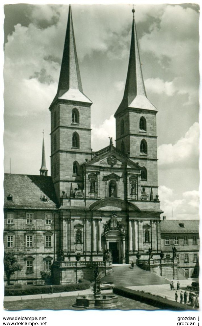 SPRING-CLEANING LOT (2 POSTCARDS), Bamberg, Germany - Bamberg