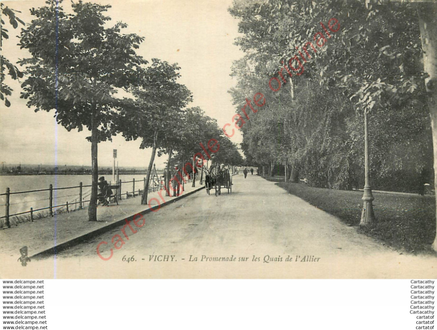 03.  VICHY .  La Promenade Sur Les Quais De L'ALLIER . - Vichy