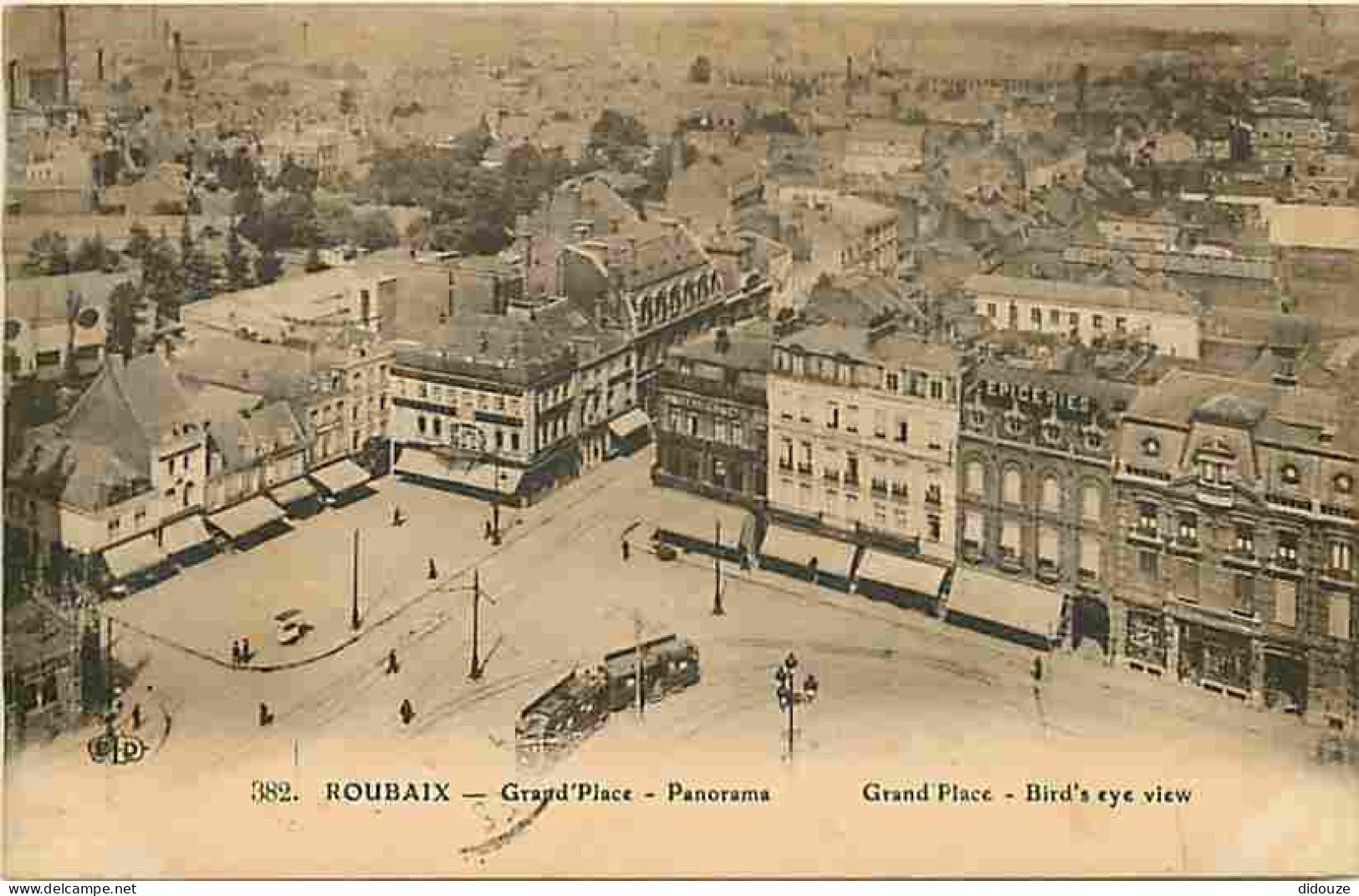 59 - Roubaix - Grand Place - Panorama - Animé - CPA - Voir Scans Recto-Verso - Roubaix