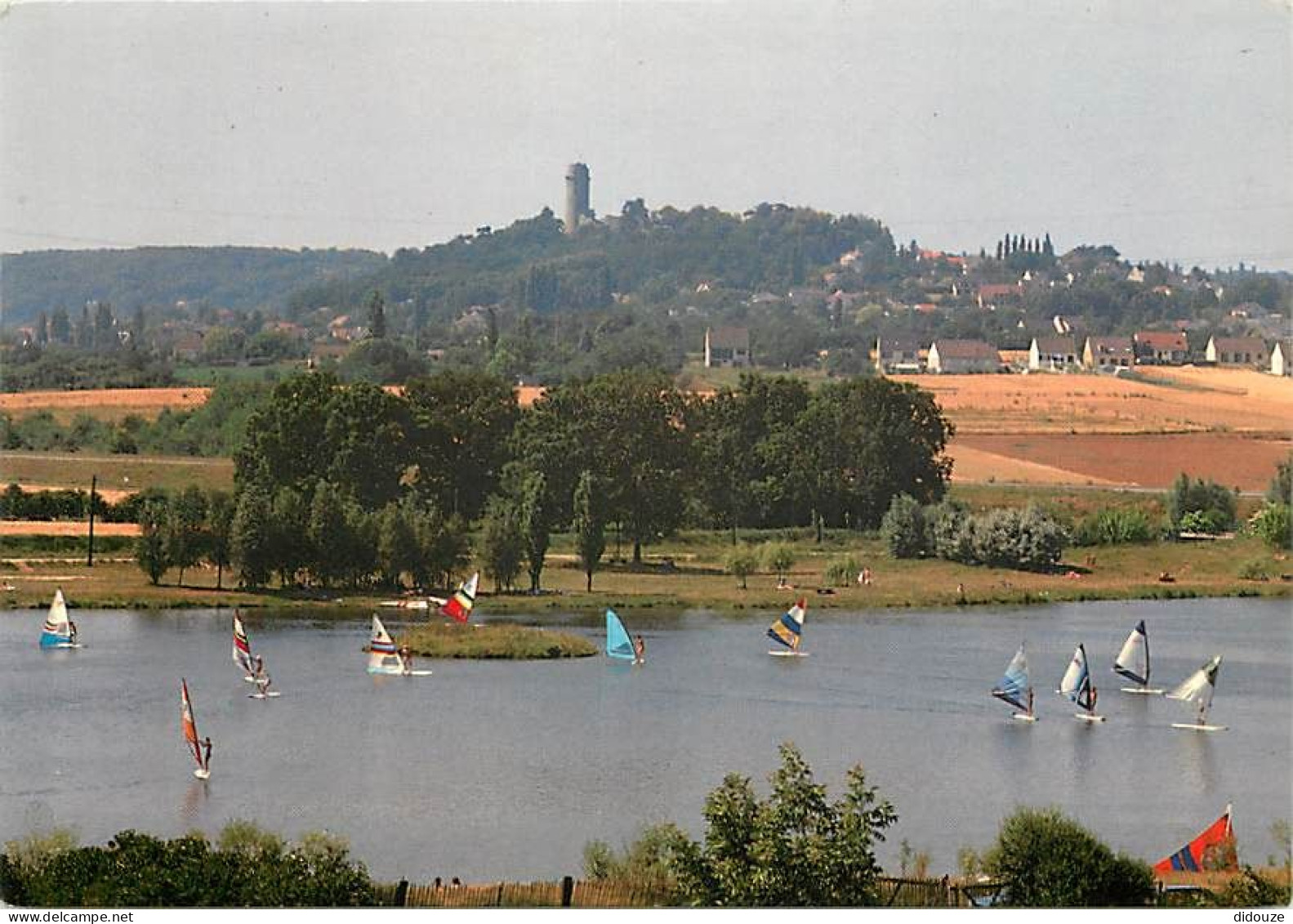 91 - Brétigny Sur Orge - Le Plan D'eau - Vue Sur La Tour De Montlhéry - CPM - Voir Scans Recto-Verso - Bretigny Sur Orge