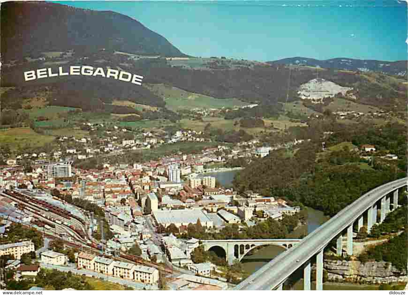 01 - Bellegarde - Vue Générale Aérienne - CPM - Voir Scans Recto-Verso  - Bellegarde-sur-Valserine