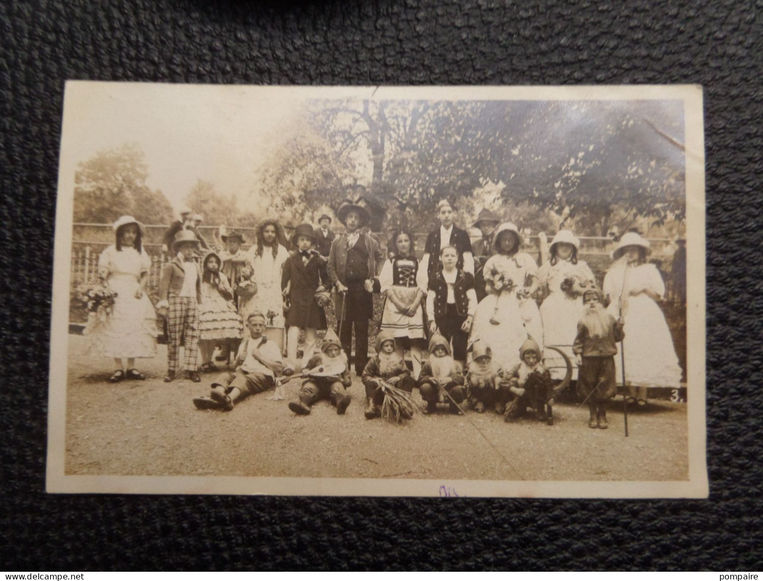 Carte Photo 1926 CPA Schweiz/Suisse  SCHWYZ Groupe Enfants Lutins Fete Costumes - Schwytz