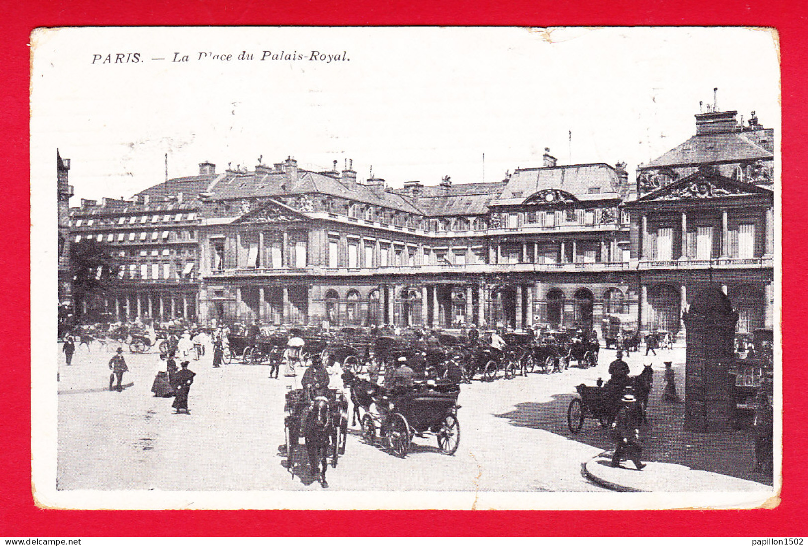 F-75-Paris-524P45 La Place Du Palais Royal, Nombreux Attelages, Cpa (état) - Autres Monuments, édifices