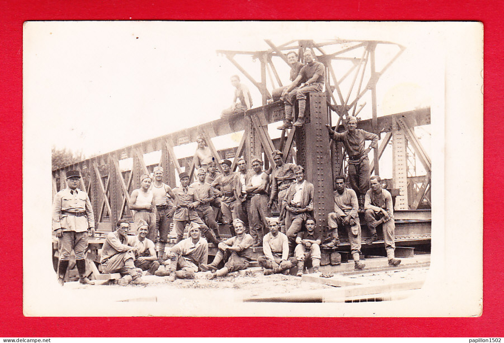 Milit-93P210  Carte Photo, Manoeuvres Du Peloton Sur Le Pont PIGEAUD, 7ème Génie D'avignon, Cpa BE - Sonstige & Ohne Zuordnung