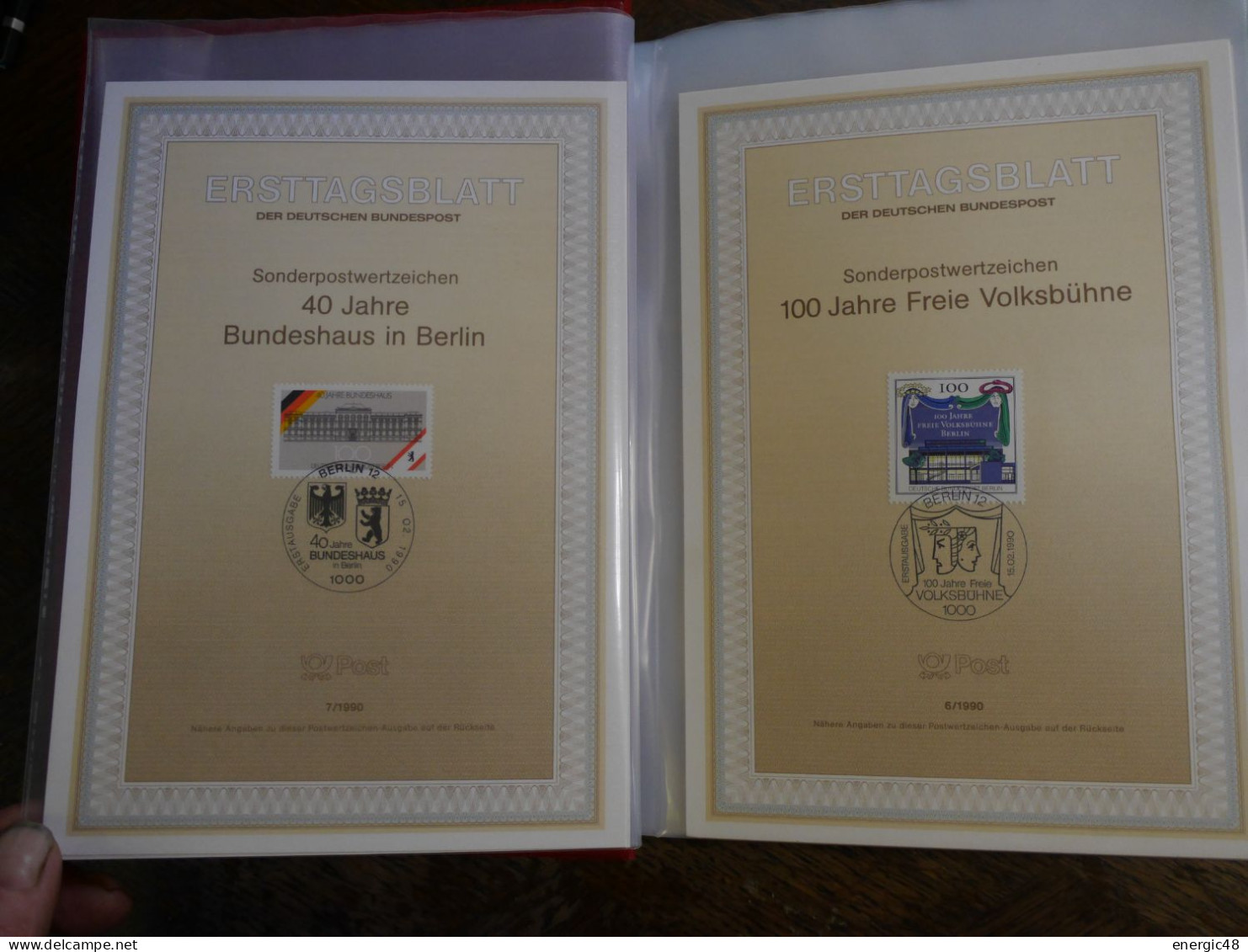 lot de 2 classeurs etat neuf avec documents Allemagne de 1985 a 1990 et 1989 -90 a voir !