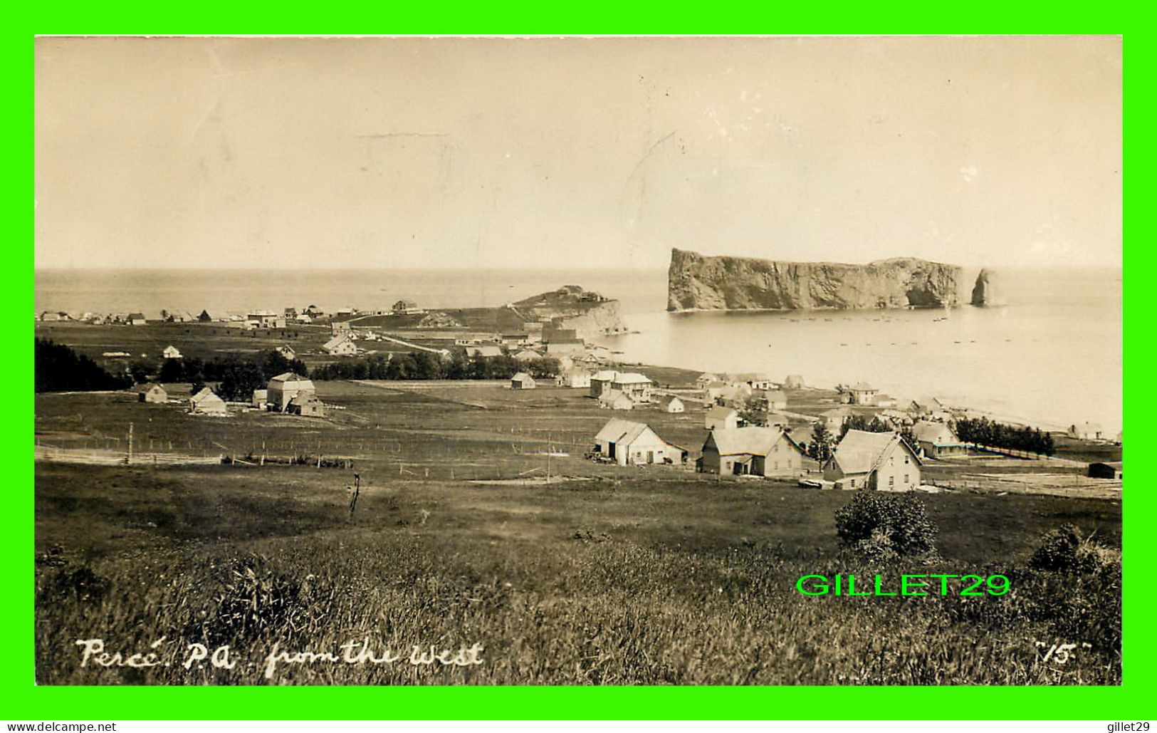 PERCÉ, QUÉBEC - VIEW FROM THE WEST - TRAVEL IN 1986 -  H. V. HENDERSON - - Percé