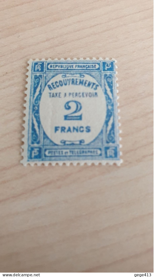 Timbre Taxe 2 F. Bleu  N°61** Gomme D'origine Signé Calves - 1859-1959 Neufs