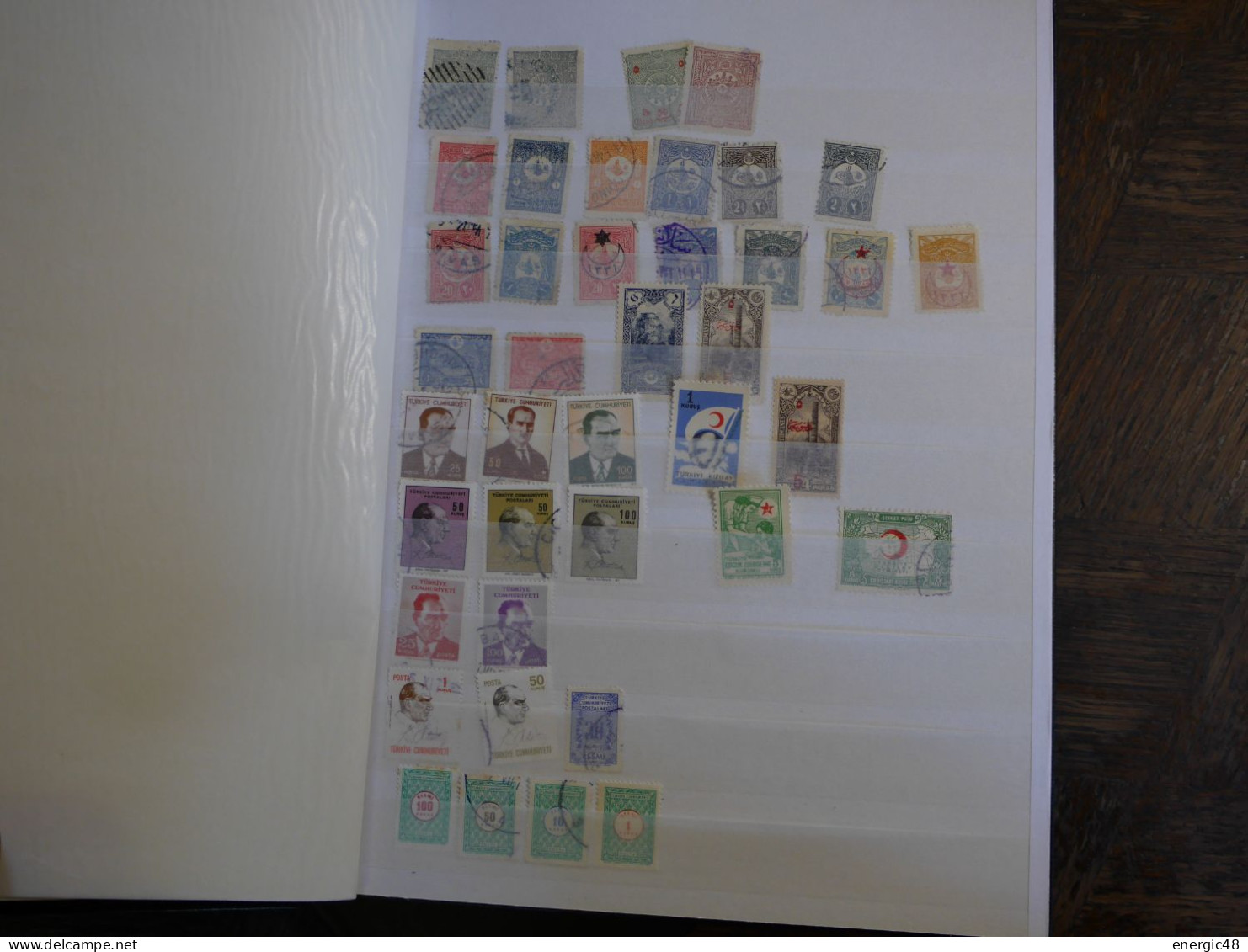 lot de 4 albums etat neuf avec  timbres Russie ,Turquie ,et Asie et 2 lettres Chine ,a voir !