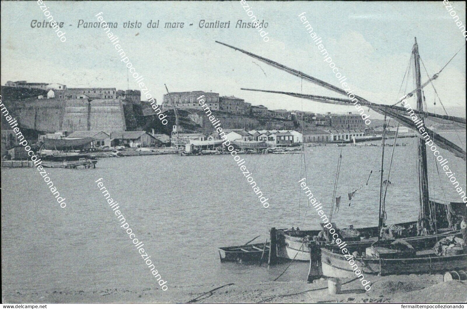 Cp19 Cartolina Crotone Citta' Panorama Visto Dal Mare Cantieri Ansaldo 1926 - Crotone