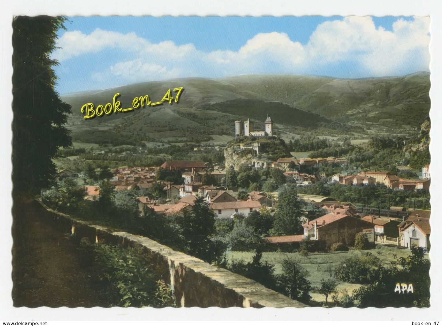 {87256} 09 Ariège Foix , Vue Générale , Le Château , Au Fond Le Prat D' Albis - Foix