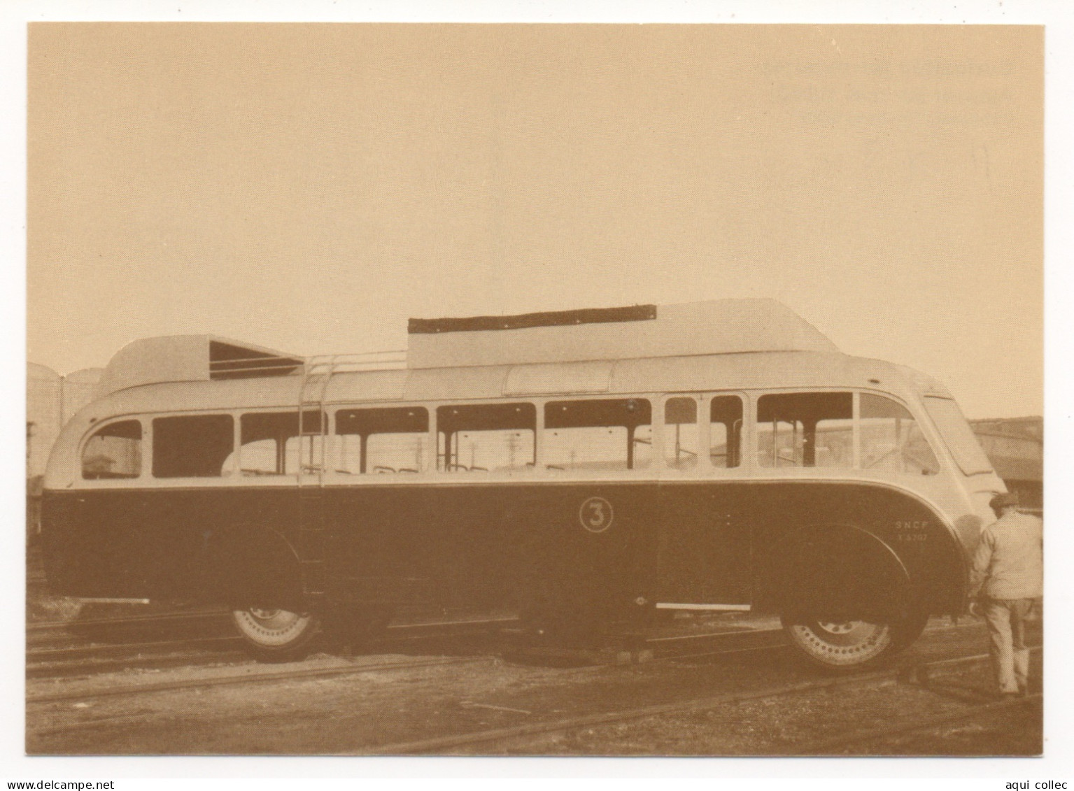 CURIOSITÉS FERROVIAIRES - AUTOCAR  SUR RAILS  (1946 ) - Trains