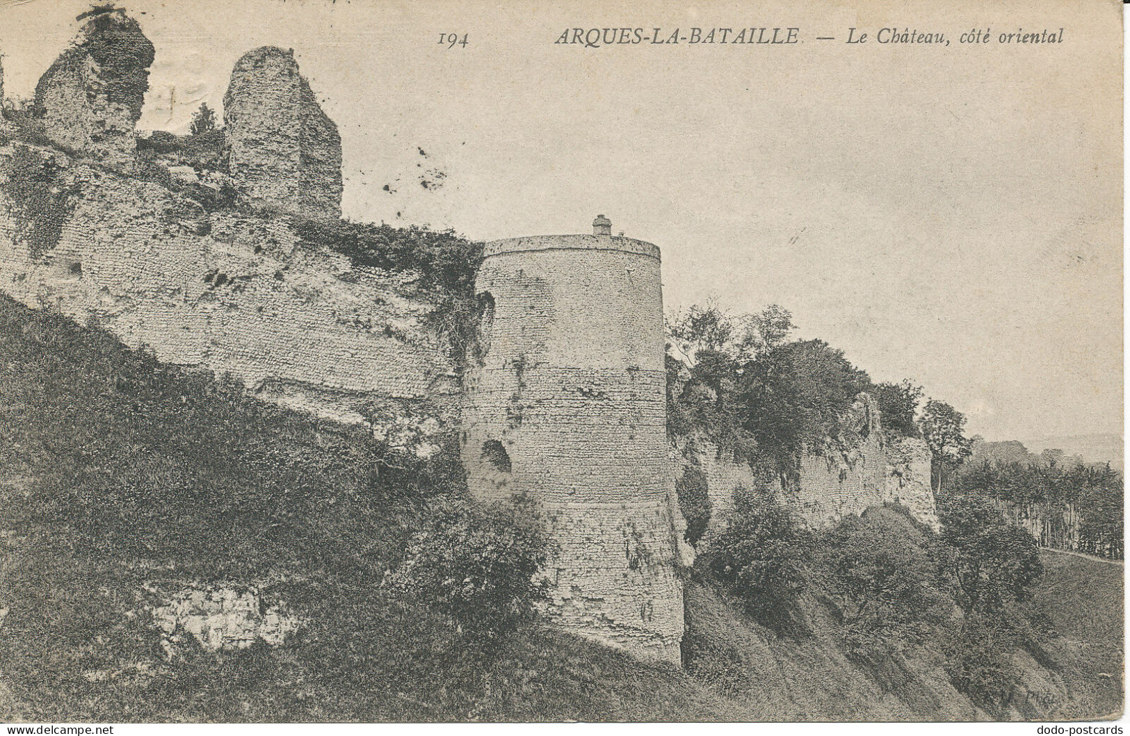 PC40407 Arques La Bataille. Le Chateau Cote Oriental. 1907. B. Hopkins - Monde