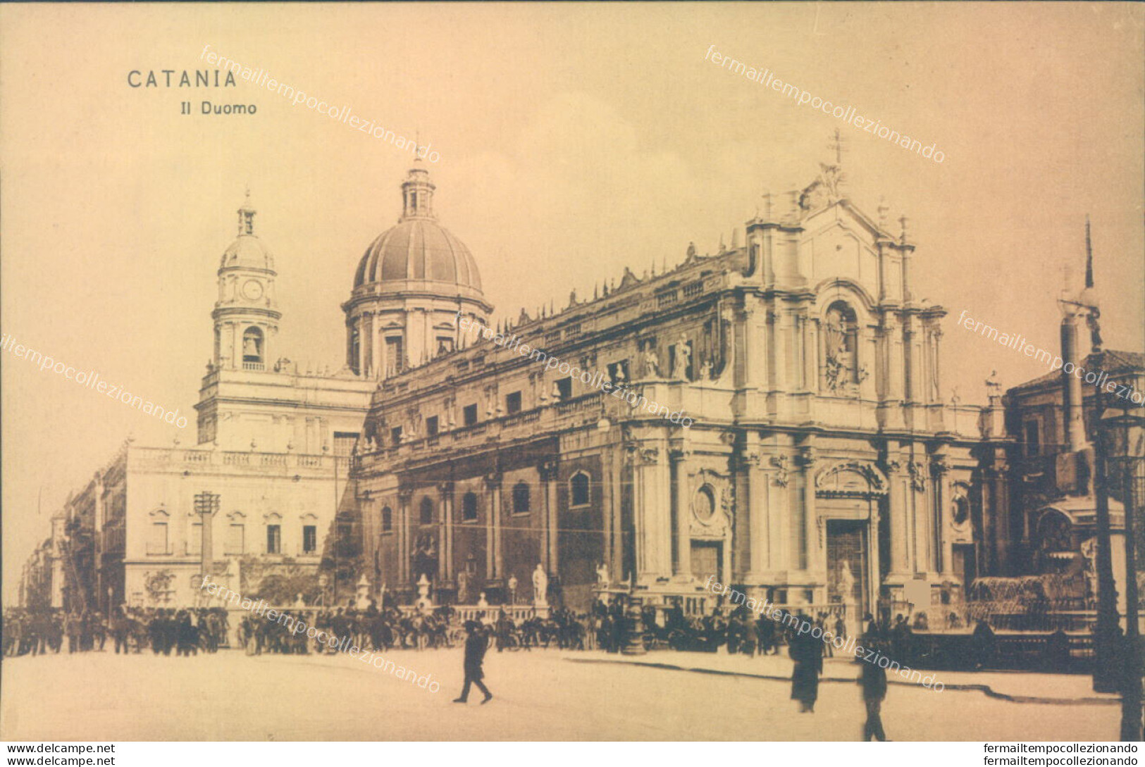 Ab230 Cartolina Catania Citta' Il Duomo - Catania