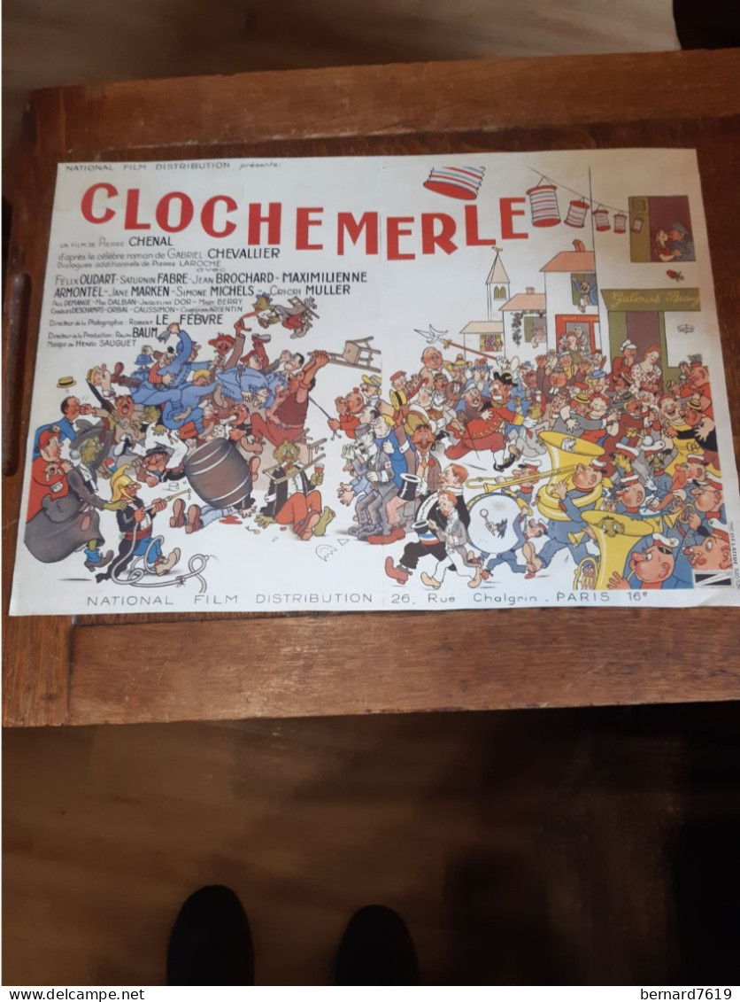 Affiche   Par  Dubout -  Clochemerle Un Film De Pierre Chenal - Afiches