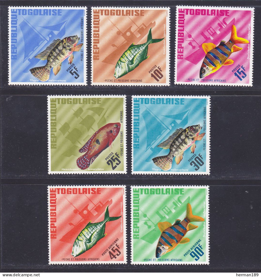 TOGO N°  515 à 519, A63 & 64 ** MNH Neufs Sans Charnière, TB (D7565) Poissons Africains - 1967 - Togo (1960-...)