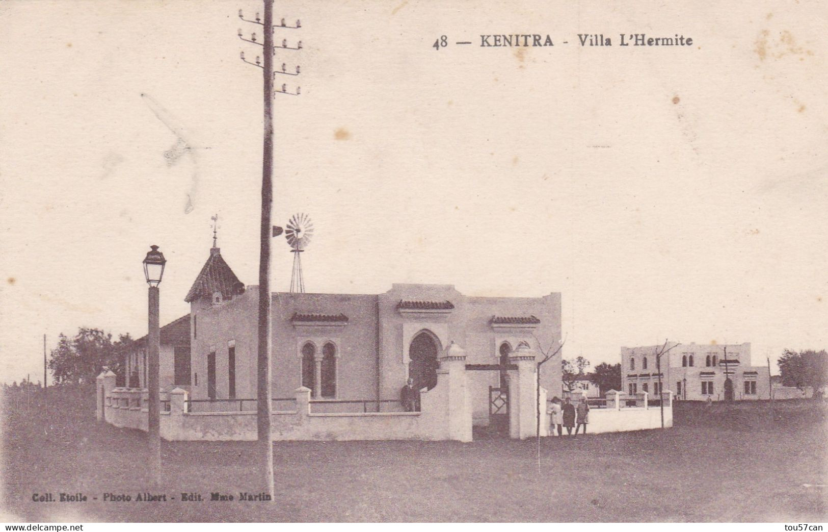 KENITRA  -  RABAT  -  MAROC  -  CPA  ANIMEE  DE  1928   -  VILLA  L'HERMITE - Rabat