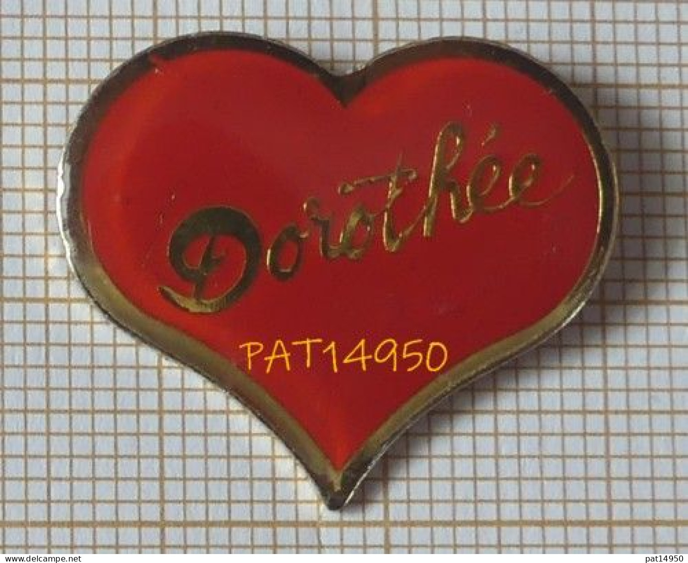 PAT14950 DOROTHE CHANTEUSE ET ANIMATRICE TELE COEUR ROUGE - Media