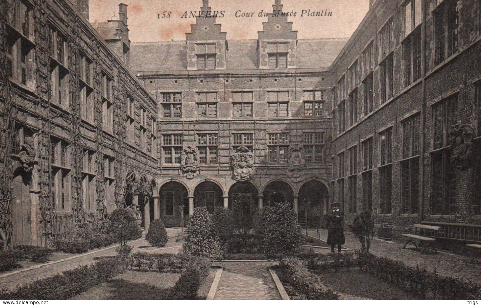 Anvers - Cour Du Musée Plantin - Antwerpen