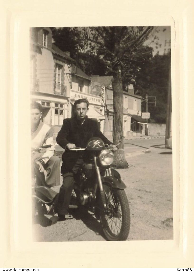 Moto Ancienne De Marque Modèle Type ? * Motos Motocyclette Transport * La Bernerie * Photo Ancienne 10.5x7.8cm - Motos