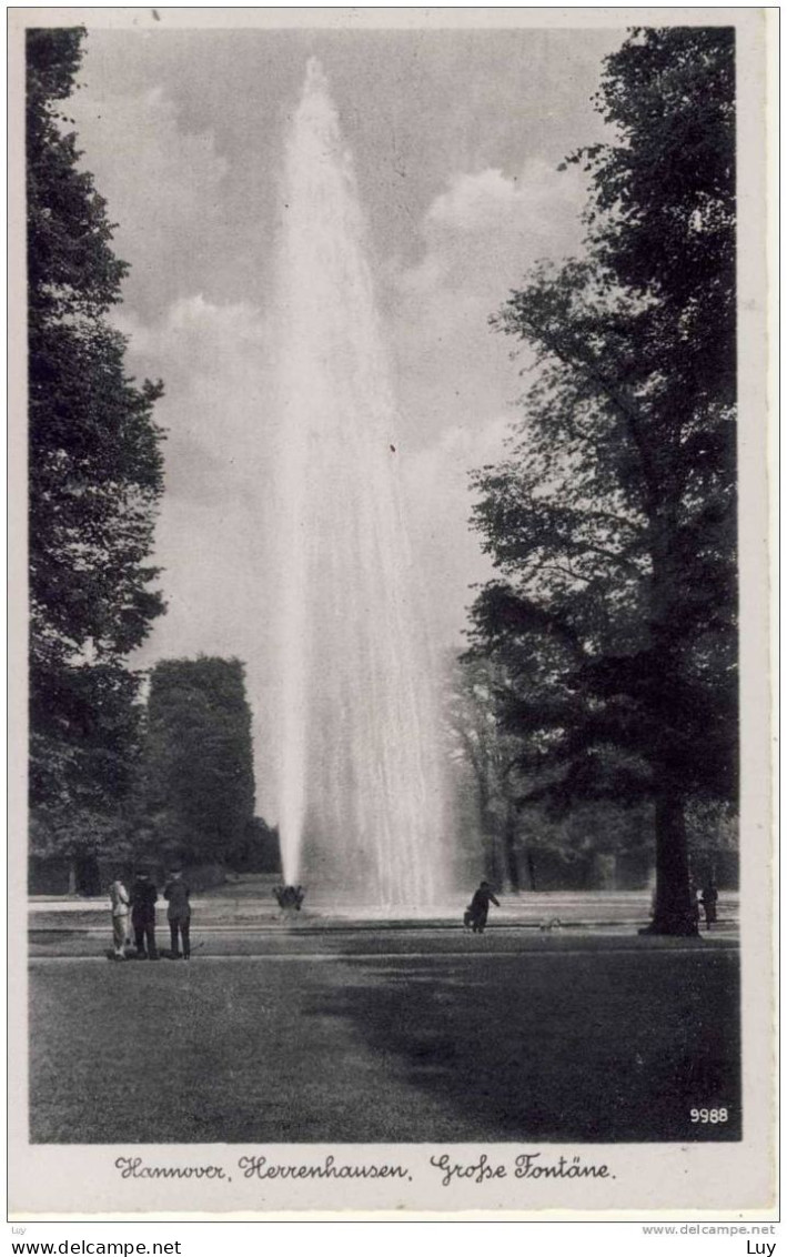 HANNOVER - Herrenhausen, Große Fontäne, Parkbesucher, Foto AK - Hannover