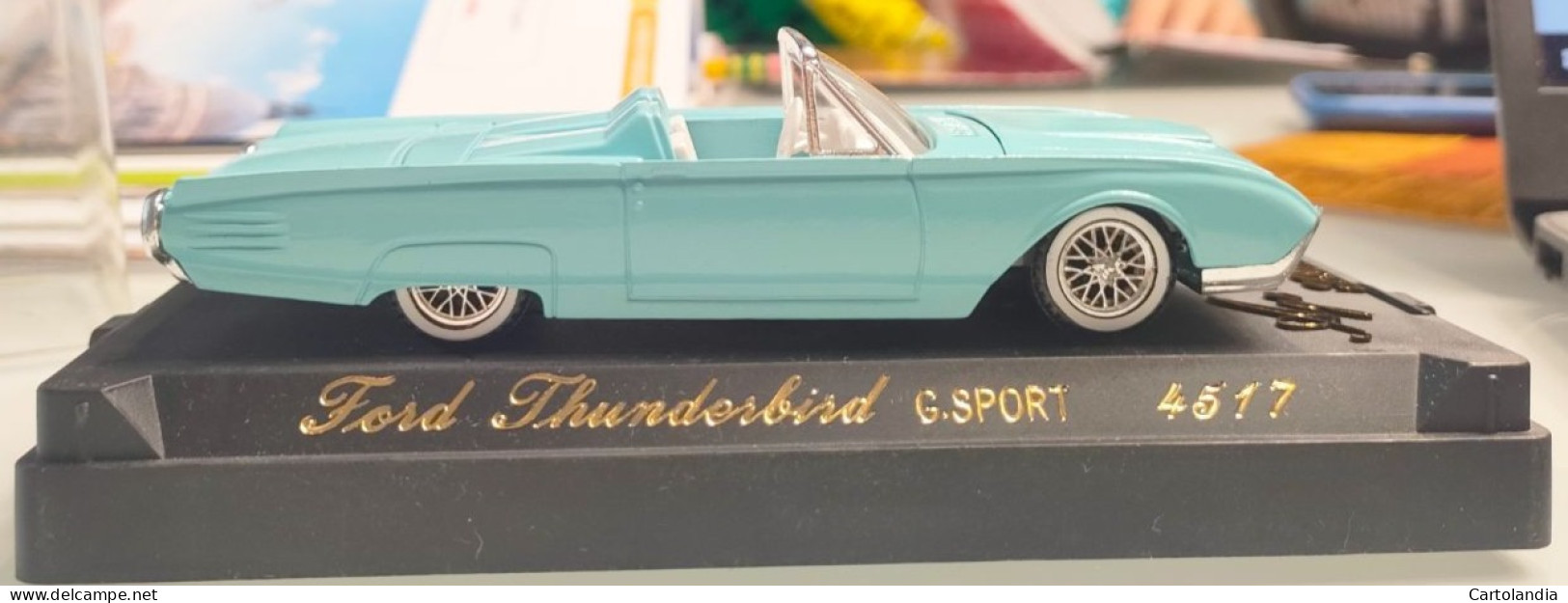 SOLIDO AGE D'OR    FORD THUNDERBIRD G.S SPORT N°  4517 - Autres & Non Classés