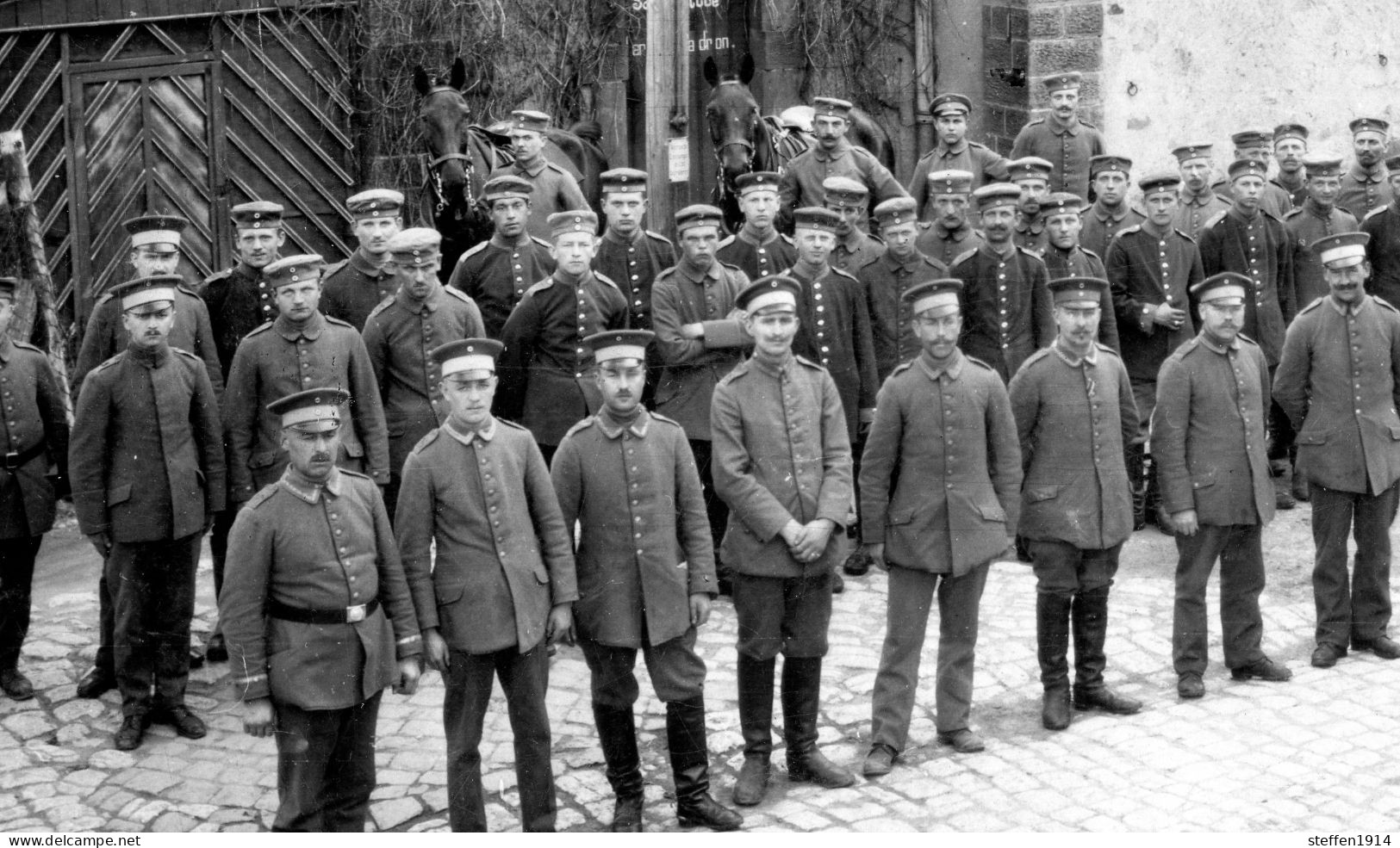 Allemande Carte Photo / St Avold Bahnhof Gare ? Soldaten Feldpost  WWI 14-18 - Andere & Zonder Classificatie