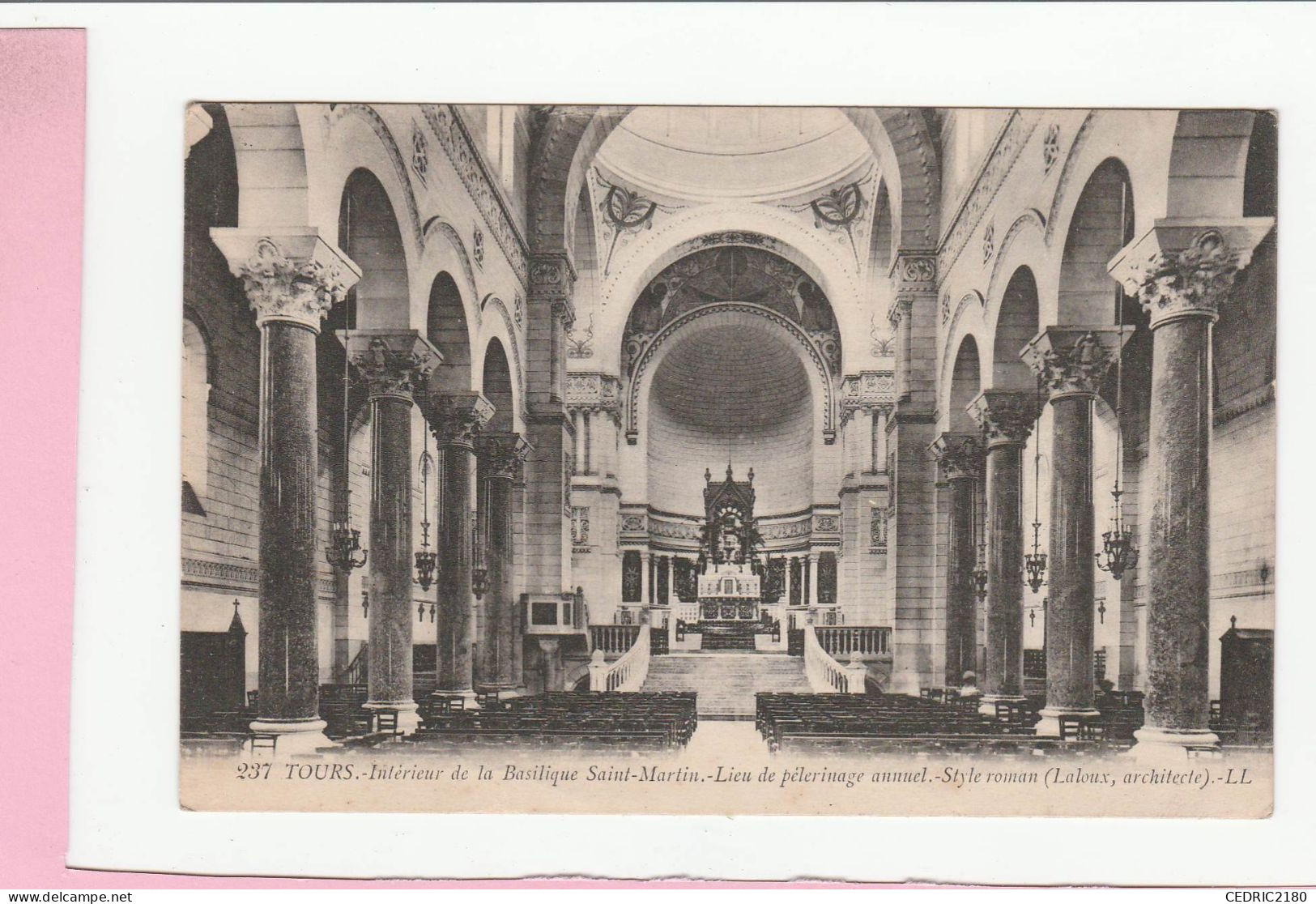 TOURS INTERIEUR DE LA BASILIQUE SAINT MARTIN - Eglises Et Cathédrales