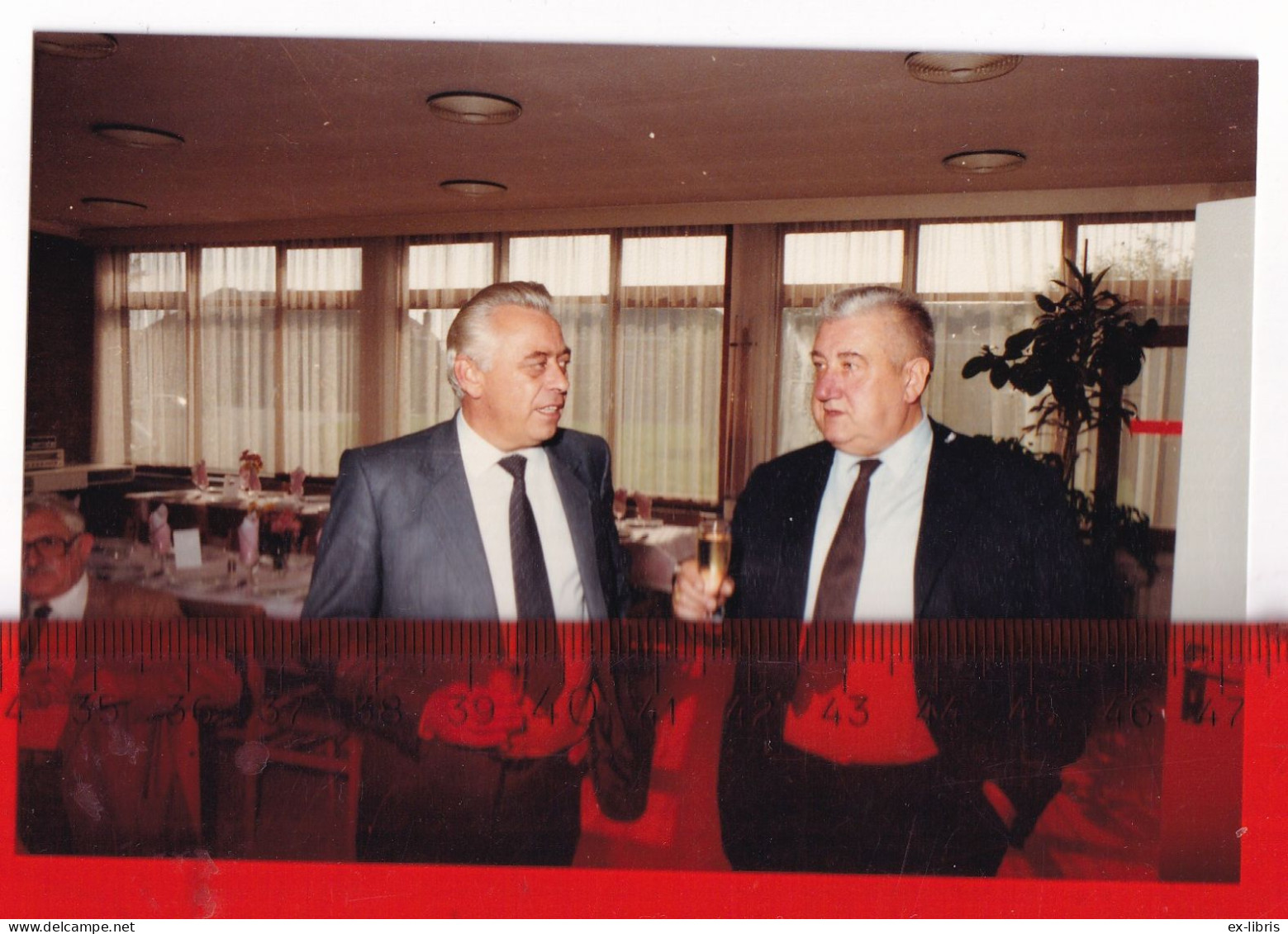 AALST - MOORSEL - EREMBODEGEM - Kleurfoto - Burgemeester Raymond Uyttersprot En Schepen Remi Van Vaerenbergh - 1987 - Documents Historiques