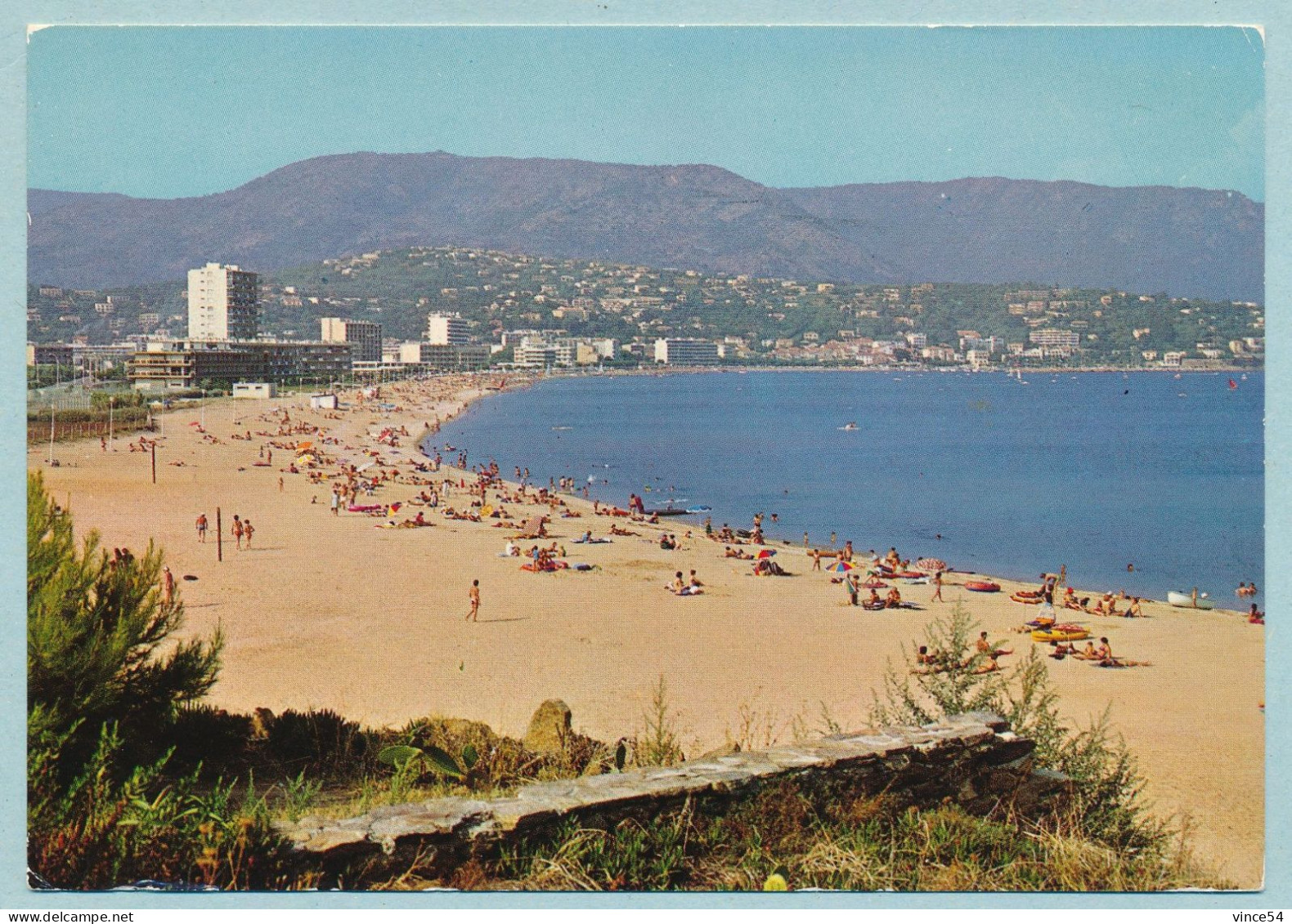 LE LAVANDOU - Vue Générale - Le Lavandou