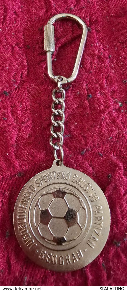 FK PARTIZAN KEYCHAIN, KEY- RING - Bekleidung, Souvenirs Und Sonstige