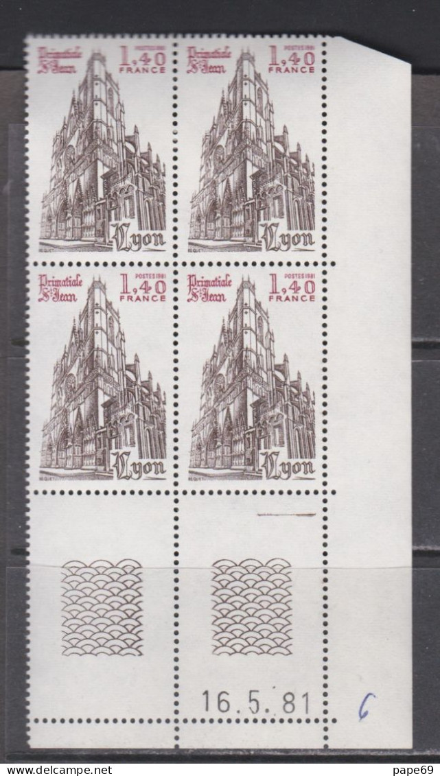 France  N° 2132 XX Cathédrale St-Jean Lyon, En Bloc De 4 Coin Daté Du 16 . 5 . 81 ; 1 Trait, Sans Charnière, TB - 1980-1989