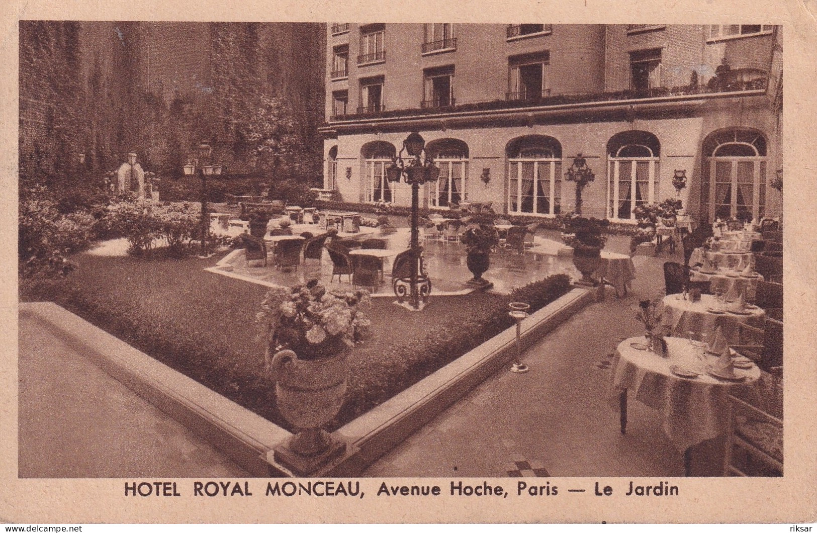 PARIS(8 Em ARRONDISSEMENT) HOTEL ROYAL MONCEAU - Arrondissement: 08