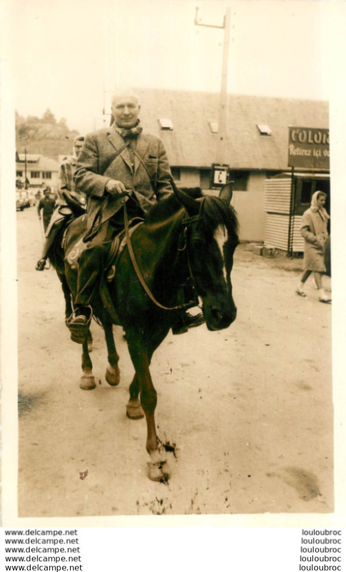 HOMME A CHEVAL CARTE PHOTO LIEU NON IDENTIFIE - To Identify