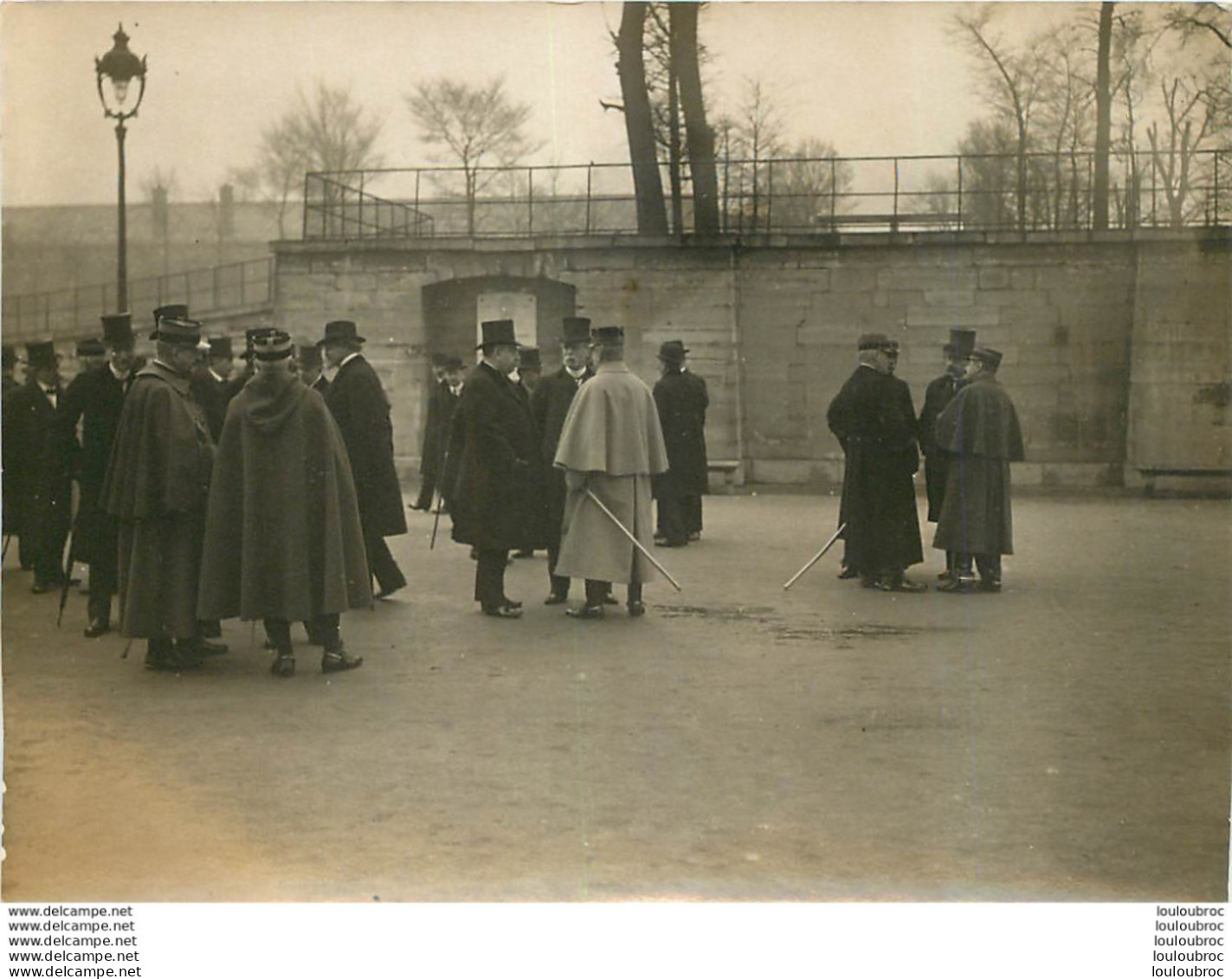 REVUE DES LYCEENS ELEVES DES SOCIETES DE PREPARATION MILITAIRES PREFET DE POLICE ET GL RAVENEZ 11X 8 CM - Guerre, Militaire