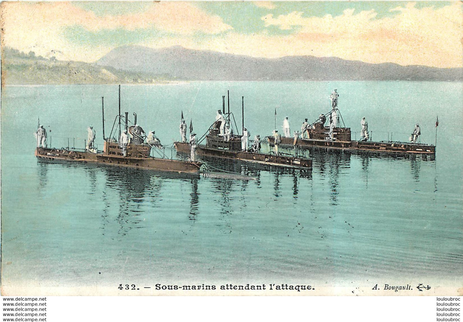 SOUS MARINS ATTENDANT L'ATTAQUE - Submarinos