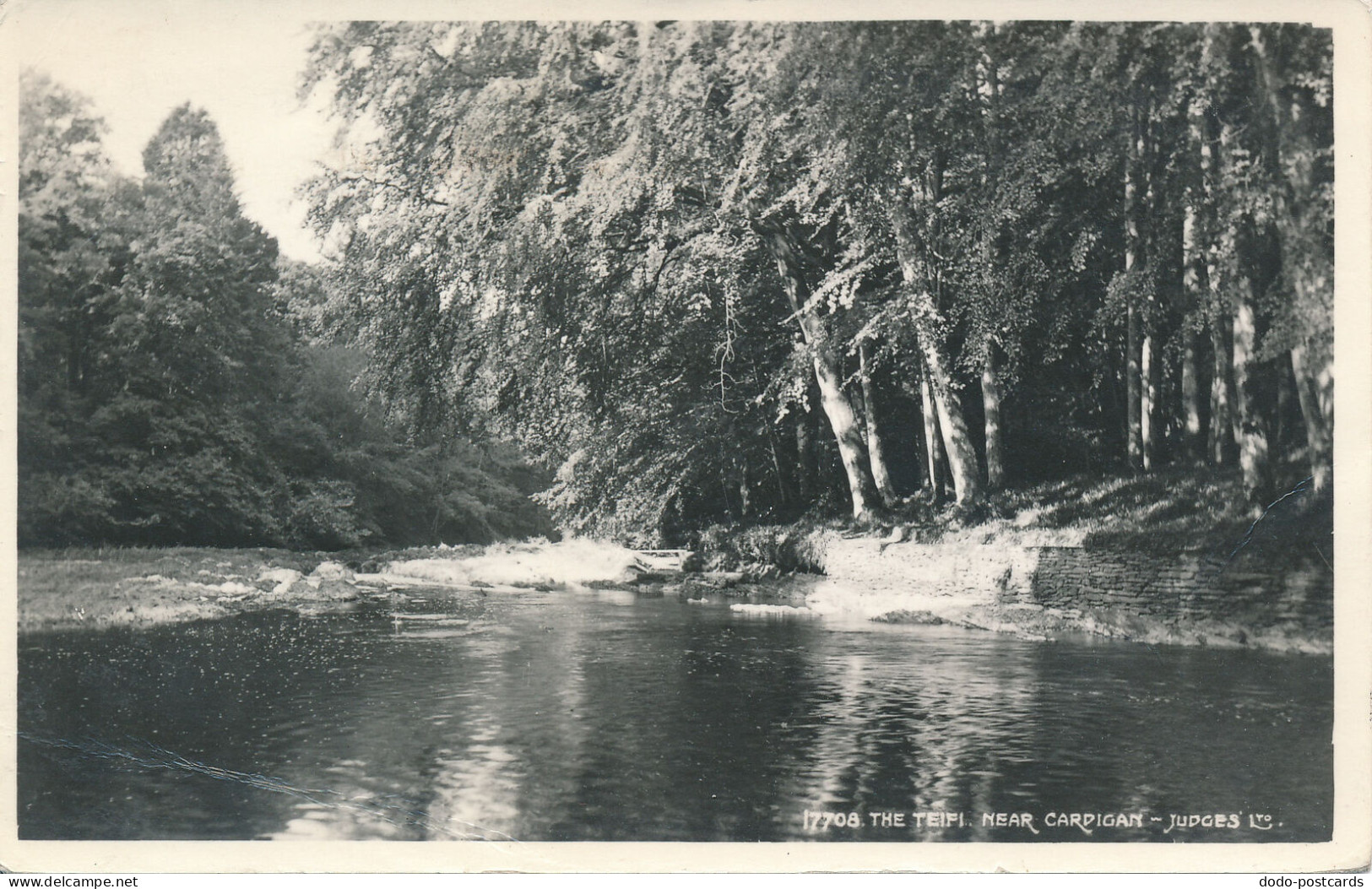 PC41621 The Teifi Near Cardigan. Judges Ltd. No 17708 - World